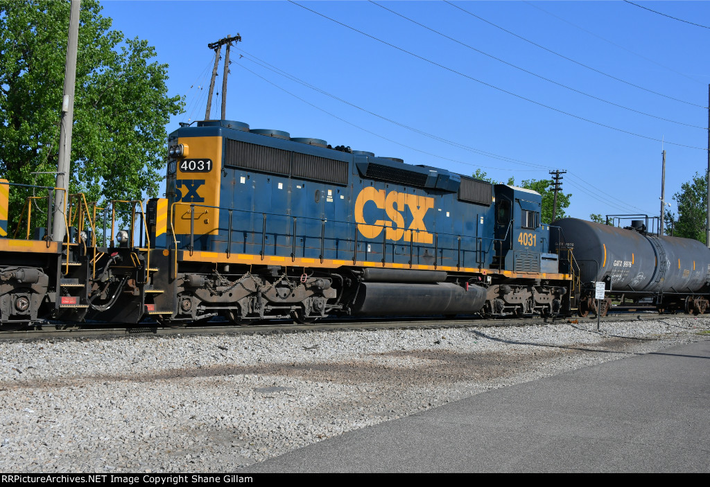 CSX 4031 Roster shot.